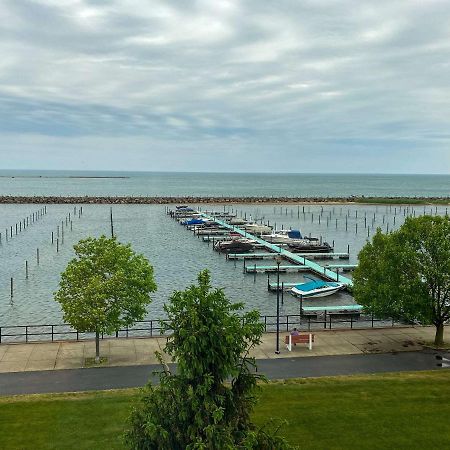 Clarion Hotel Conference Center On Lake Erie Dunkirk Exterior foto