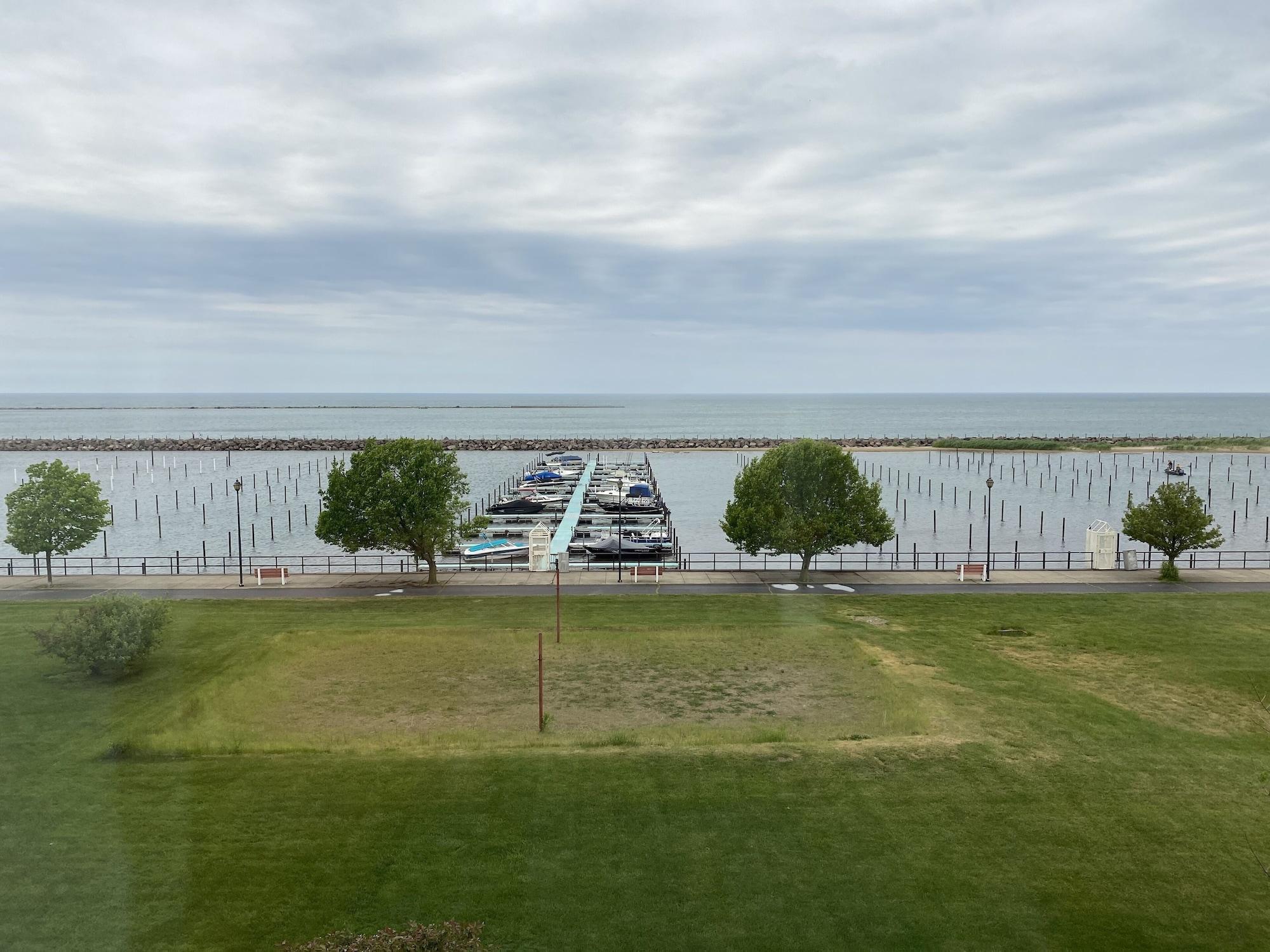 Clarion Hotel Conference Center On Lake Erie Dunkirk Exterior foto